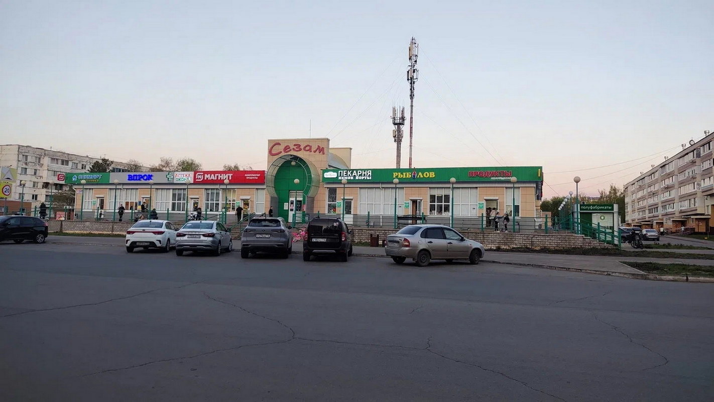 Реклама в ТЦ «Сезам» на digital экранах